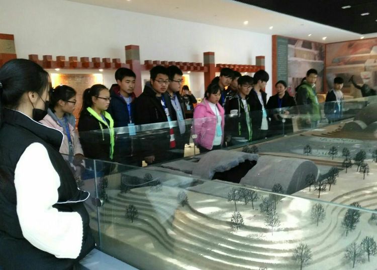 ��ꖹ��I(y��)�W(xu��)У���f(xi��)�W(xu��)���^Ħ