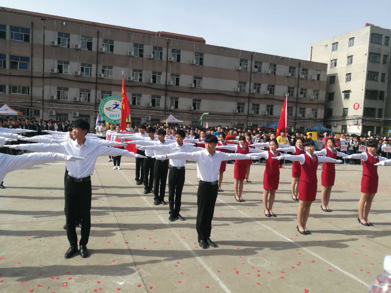 ���(y��ng)���I(y��)�W(xu��)У�\(y��n)��(d��ng)��(hu��)