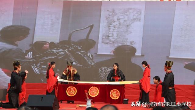 �龰�������h퍡�