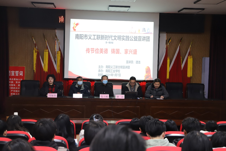 ���(y��ng)���I(y��)�W(xu��)У���(y��ng)�x��(li��n)