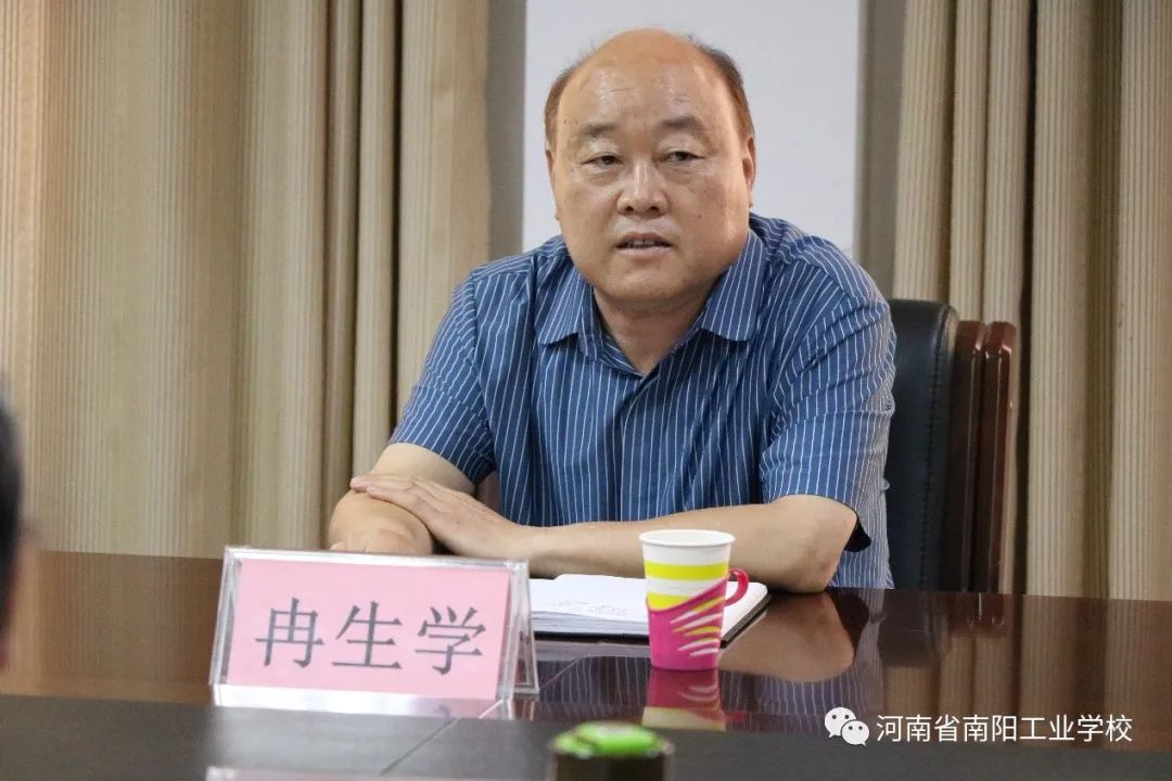 ��ꖹ��I(y��)�W(xu��)УУ�L(zh��ng)Ƚ���W(xu��)