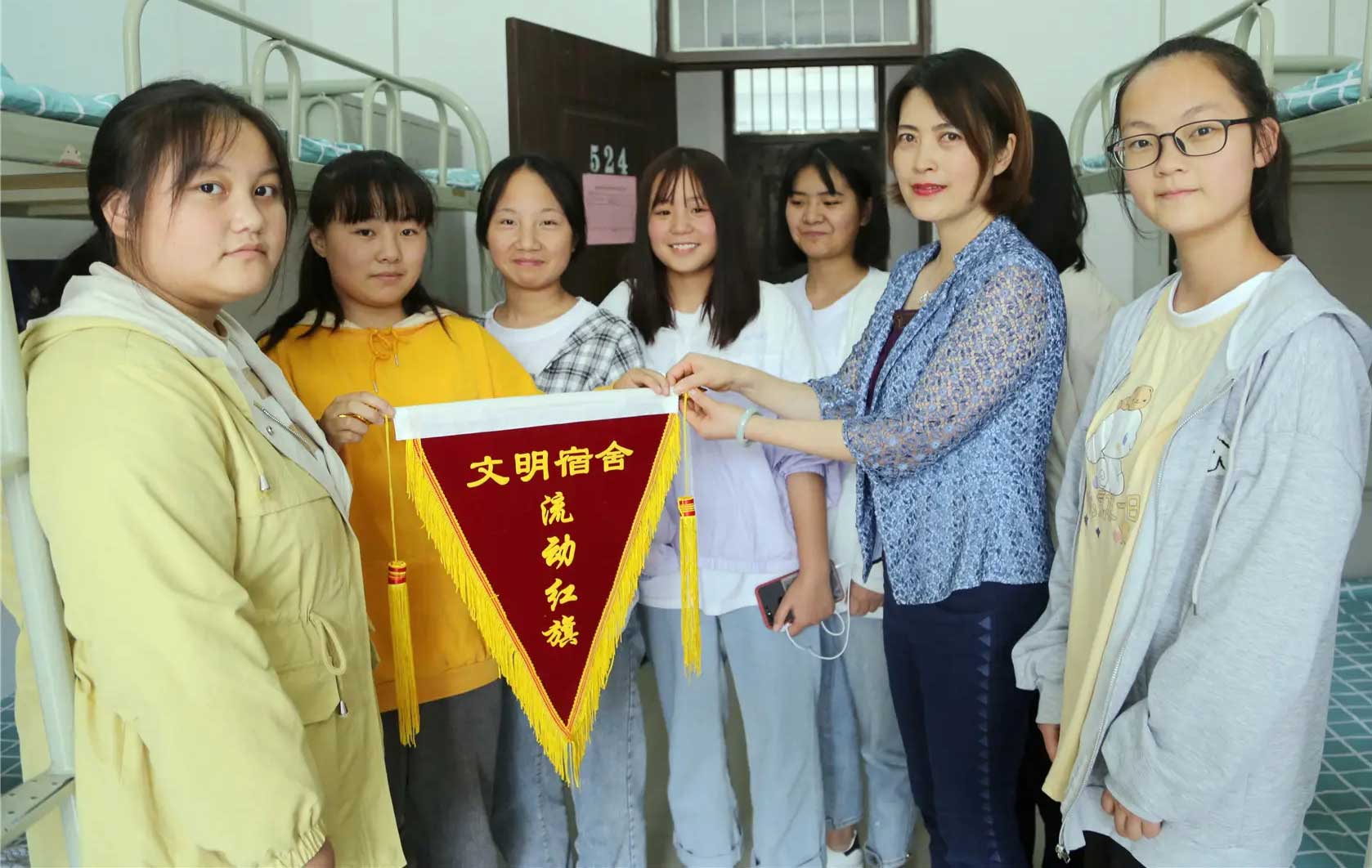 ���(y��ng)���I(y��)�W(xu��)У����l��