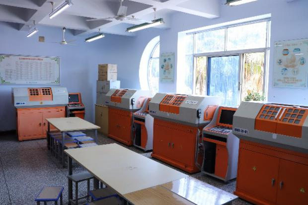 數(shù)車一體化實(shí)訓(xùn)室